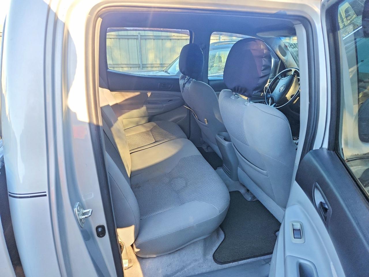 2006 TOYOTA TACOMA DOUBLE CAB photo 10