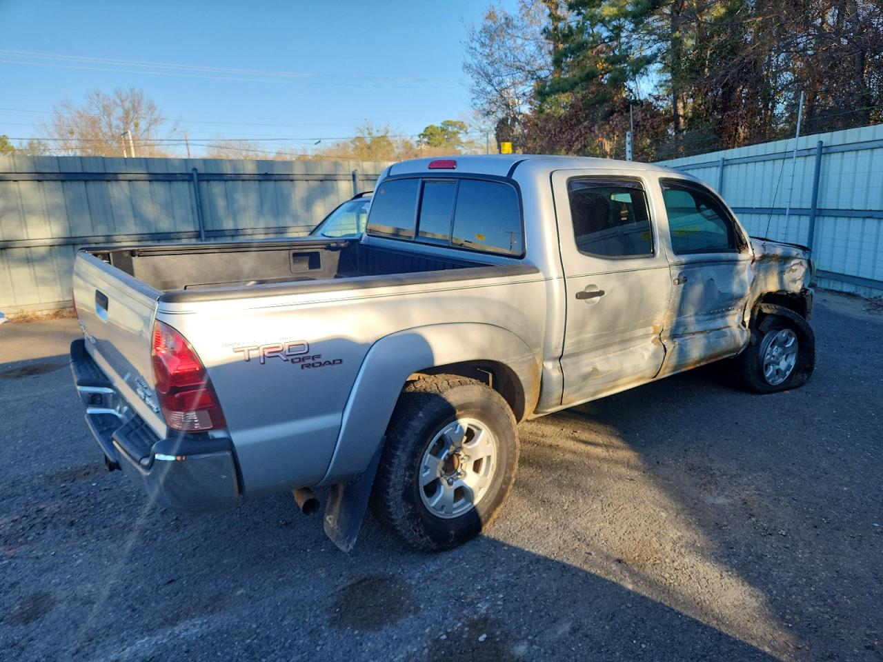 2006 TOYOTA TACOMA DOUBLE CAB photo 3