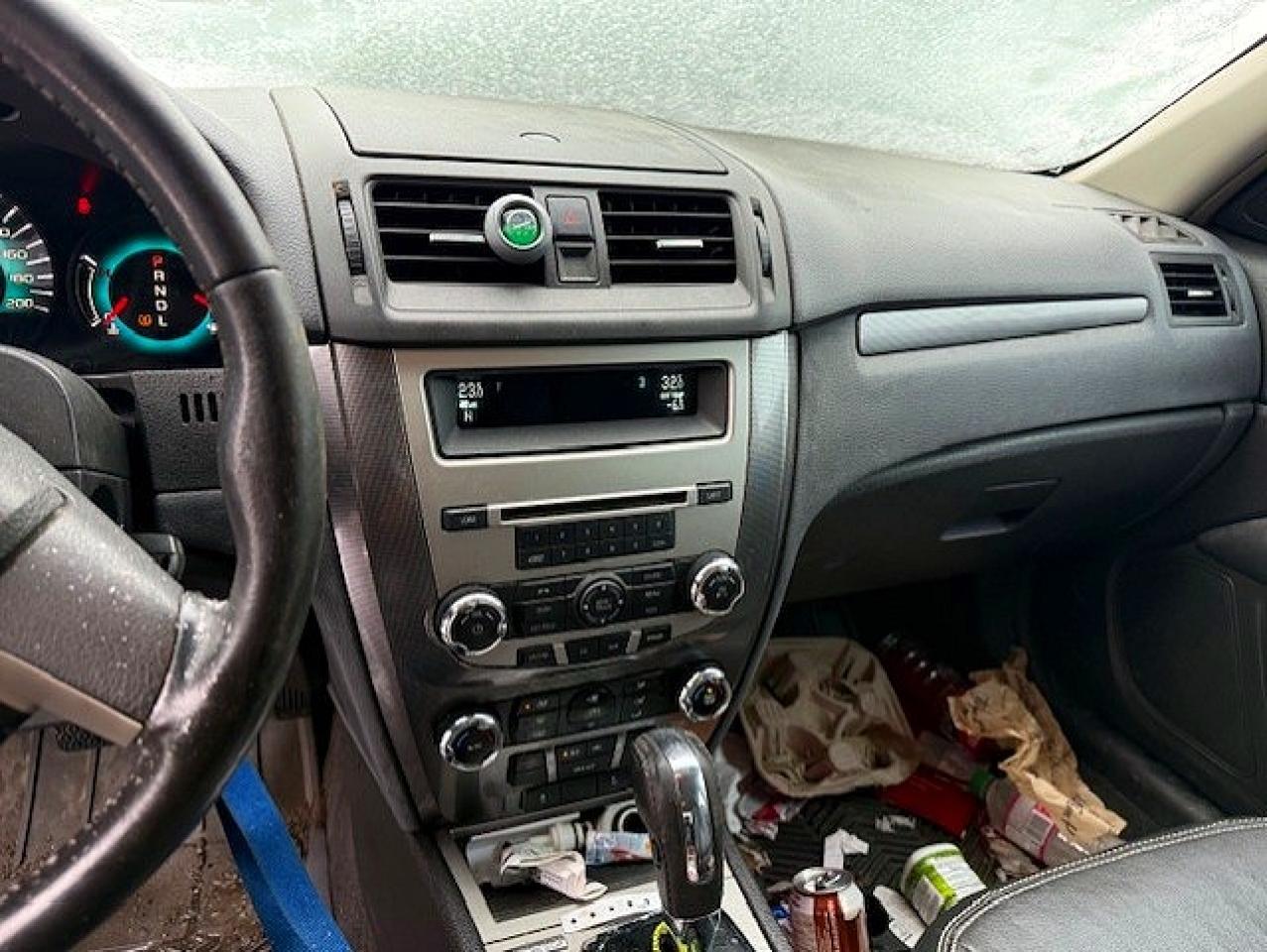 2010 FORD FUSION SEL photo 8