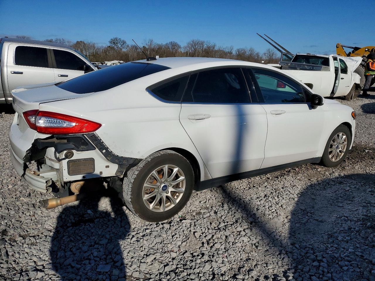 2015 FORD FUSION S photo 3