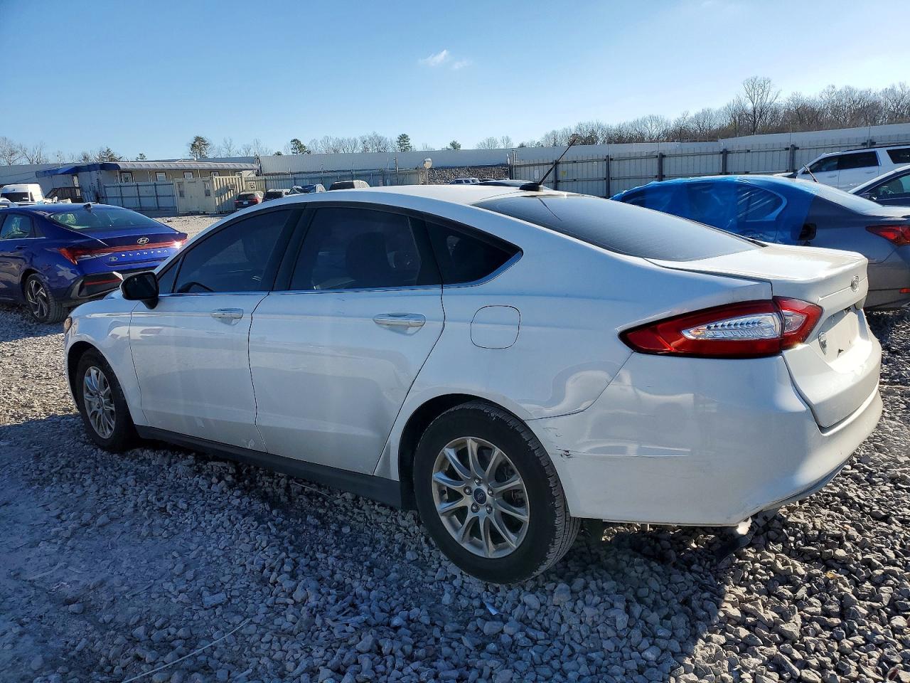 2015 FORD FUSION S photo 2
