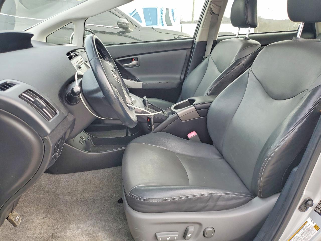 2012 TOYOTA PRIUS photo 7