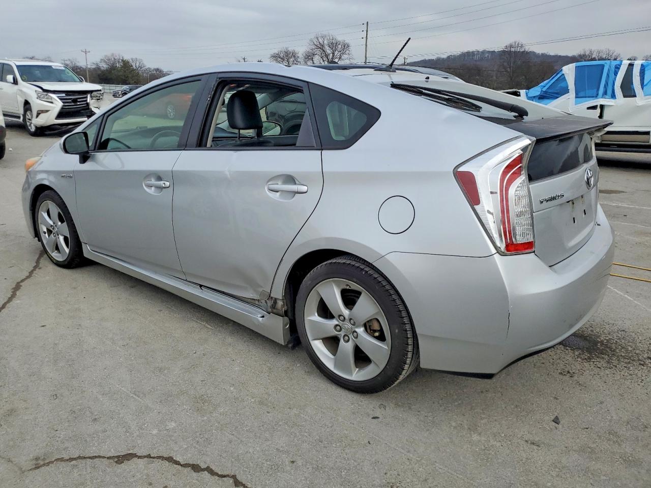 2012 TOYOTA PRIUS photo 2