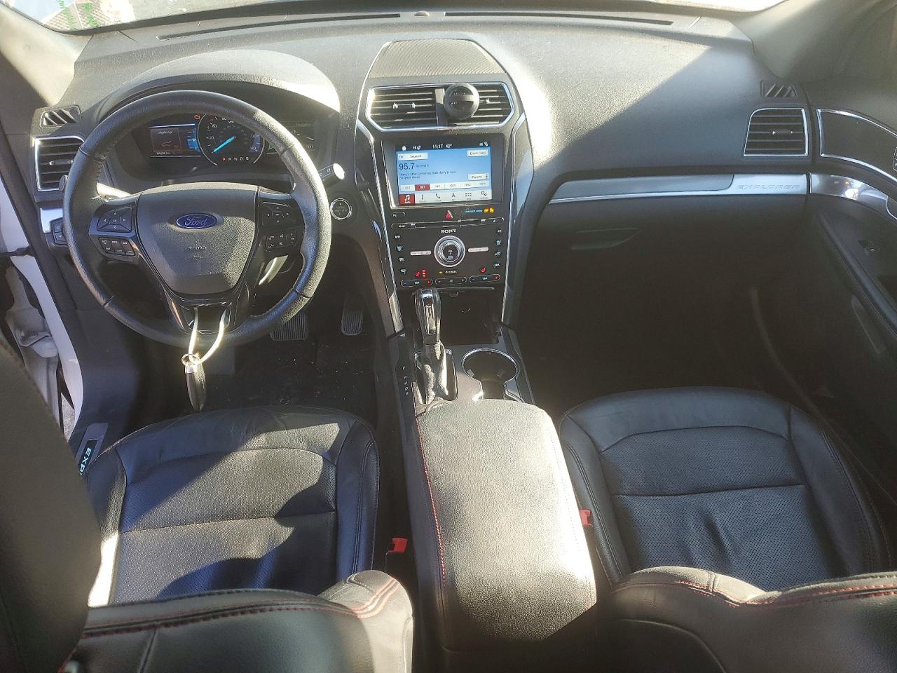 2018 FORD EXPLORER SPORT photo 8