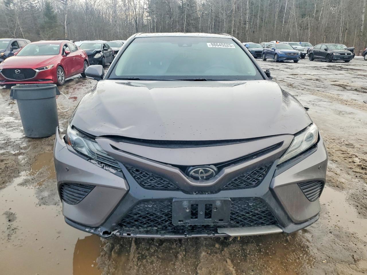 2018 TOYOTA CAMRY XSE photo 5
