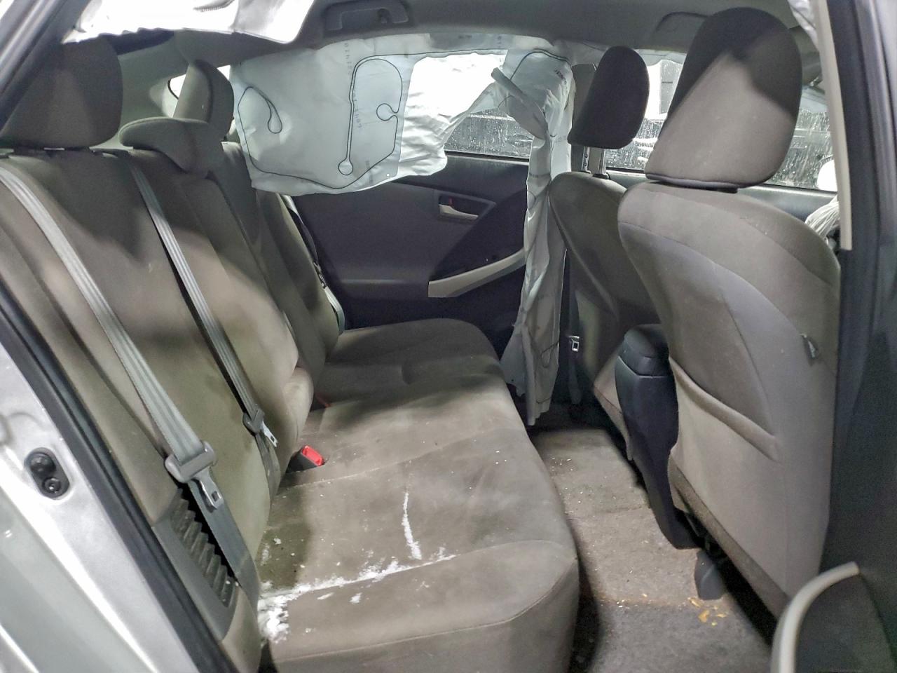 2015 TOYOTA PRIUS photo 10
