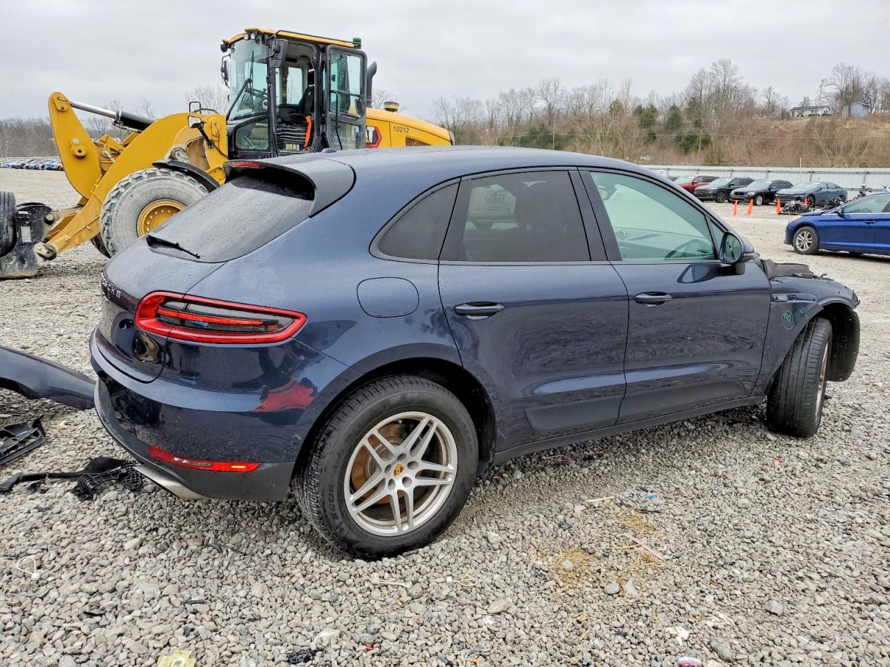 2018 PORSCHE MACAN photo 3