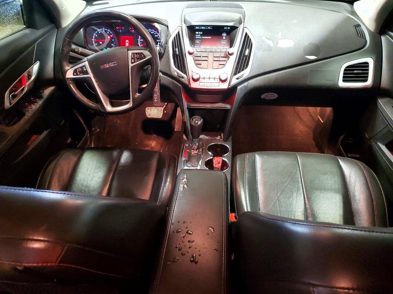2017 GMC TERRAIN SLT photo 8