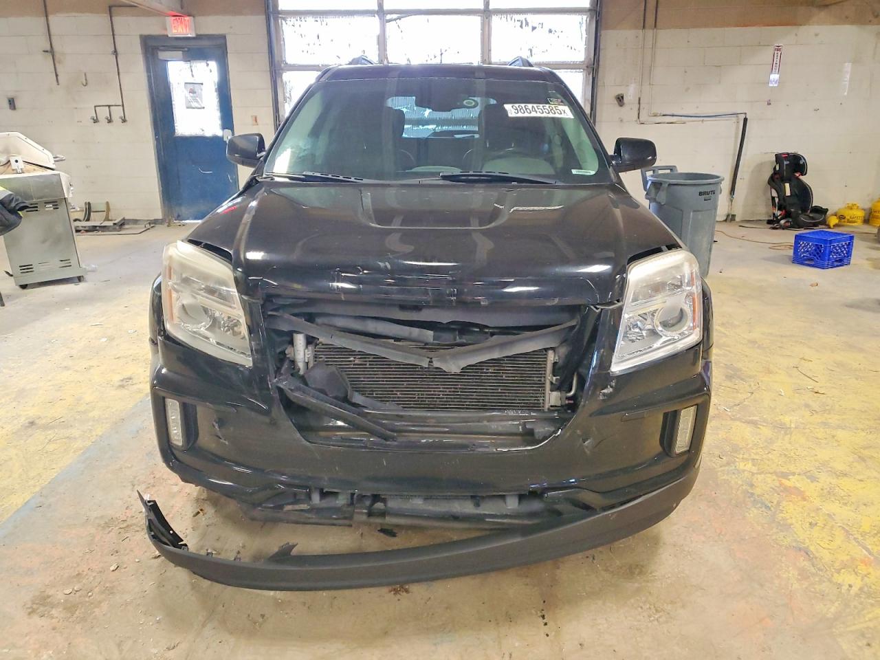2017 GMC TERRAIN SLT photo 5