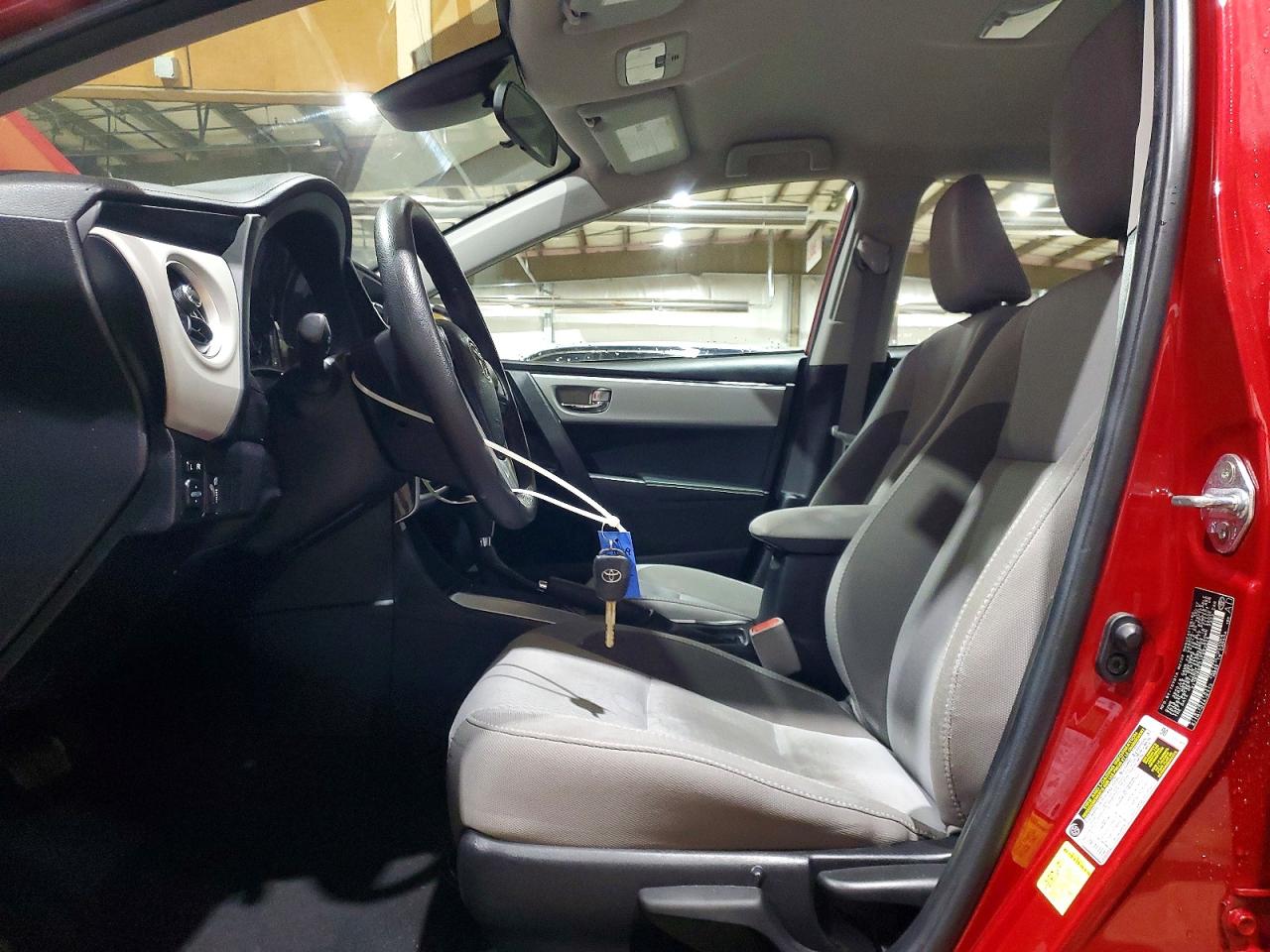 2018 TOYOTA COROLLA L photo 13