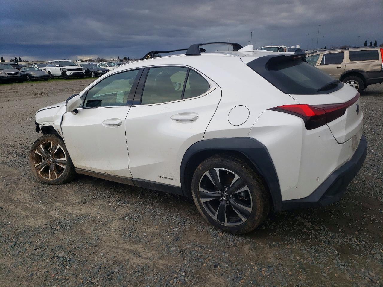 2020 LEXUS UX 250H photo 3