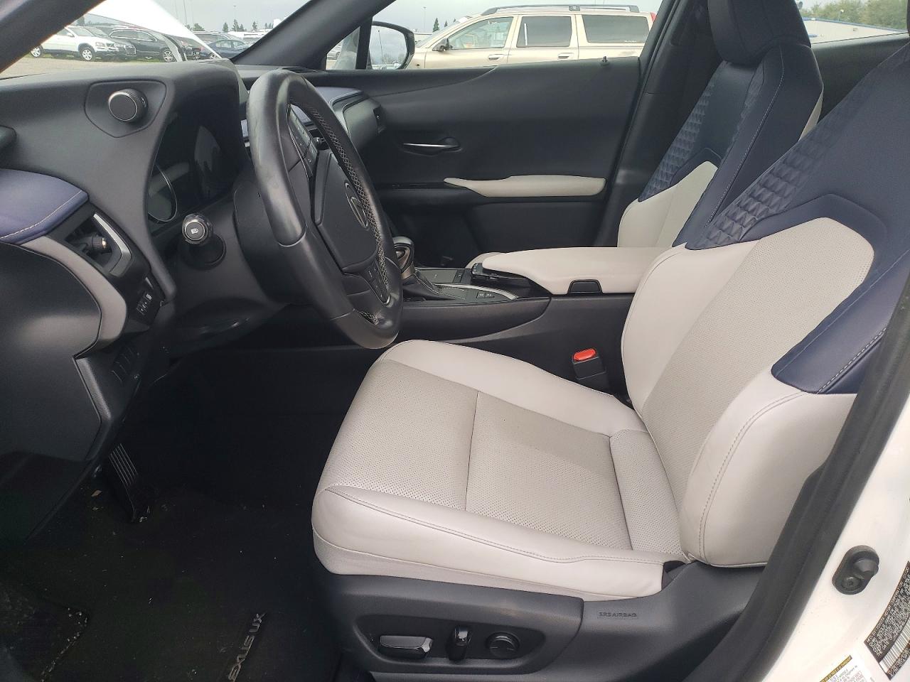 2020 LEXUS UX 250H photo 13