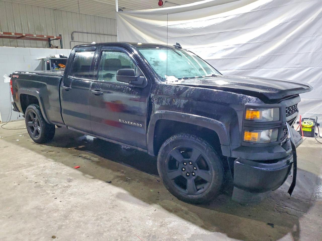 2015 CHEVROLET SILVERADO K1500 photo 4