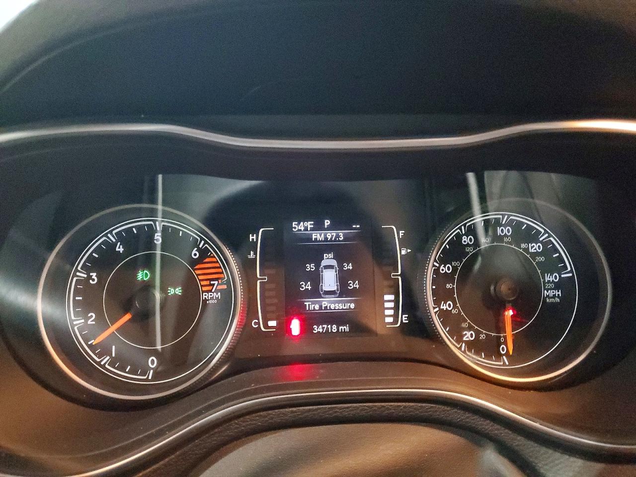 2019 JEEP CHEROKEE LATITUDE photo 9