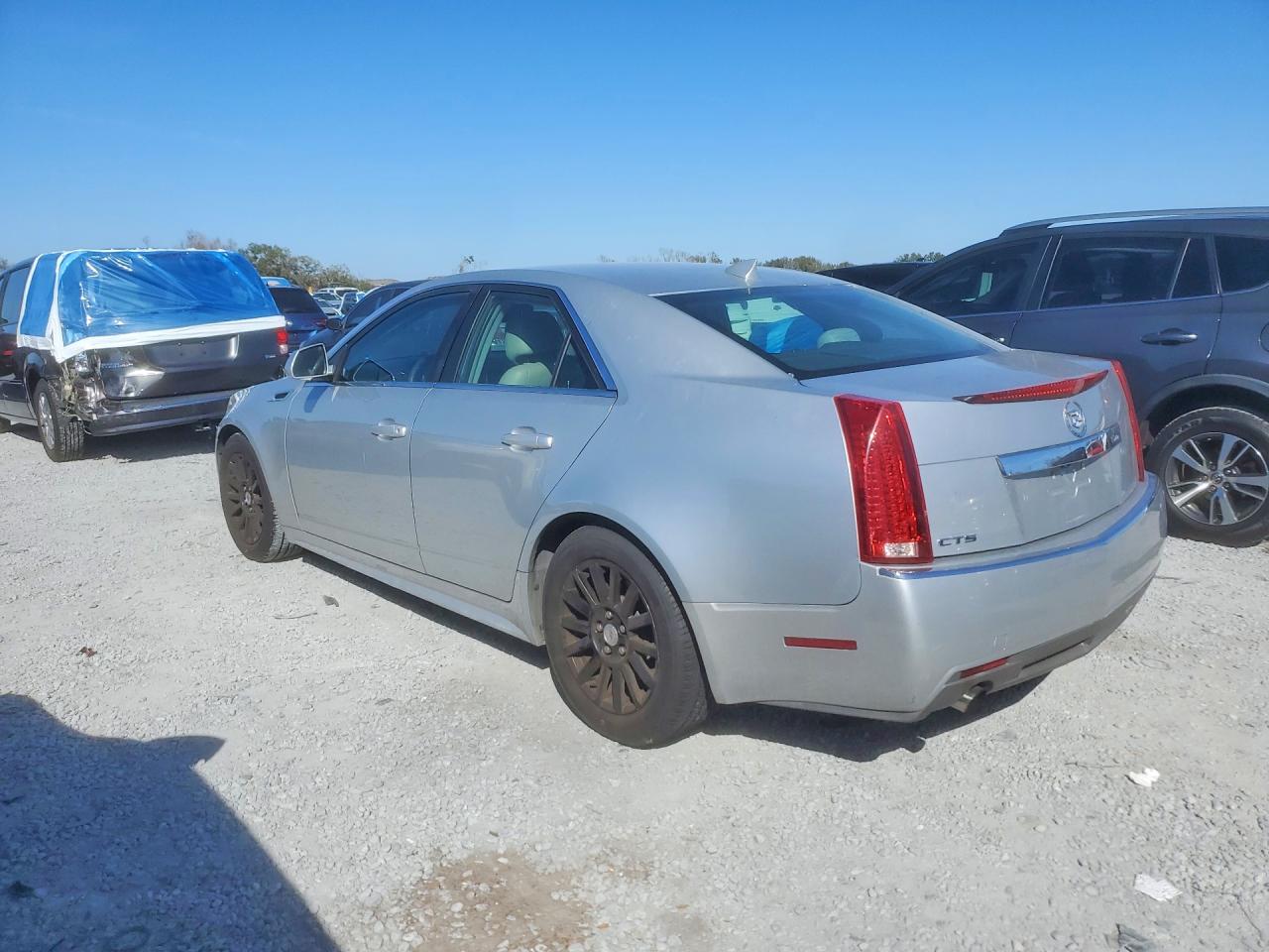 2012 CADILLAC CTS LUXURY COLLECTION photo 2