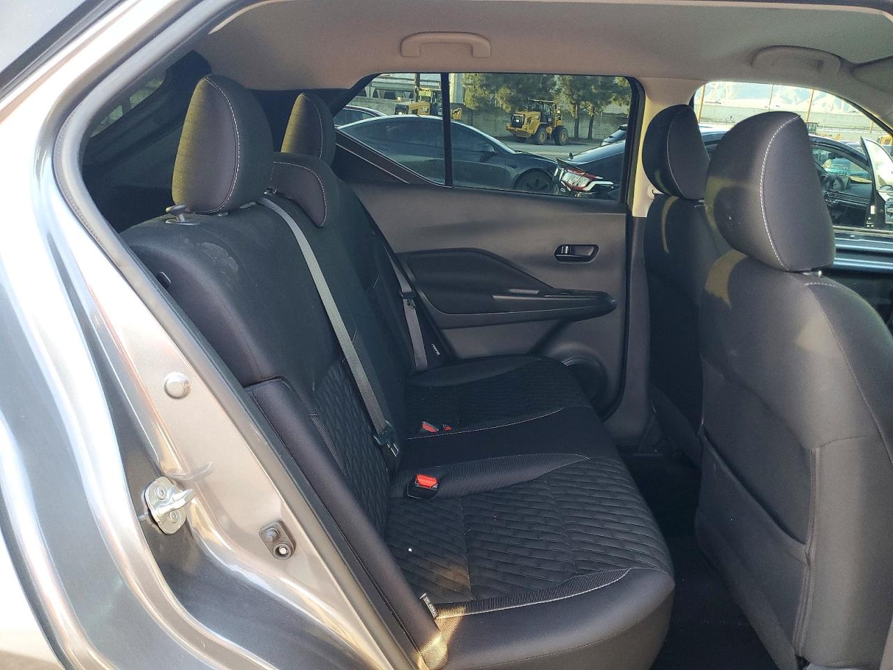 2021 NISSAN KICKS S photo 10