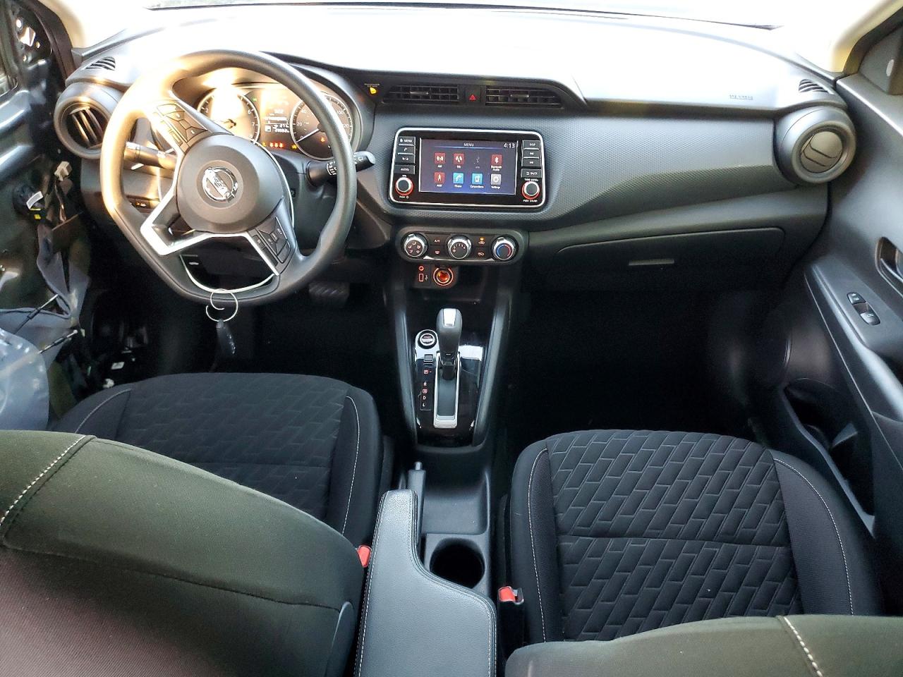2021 NISSAN KICKS S photo 8