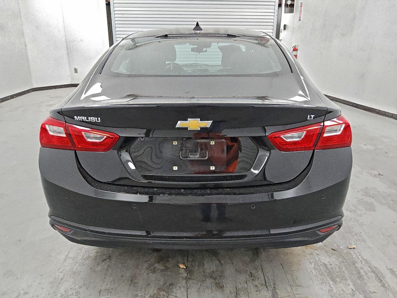2023 CHEVROLET MALIBU LT photo 6