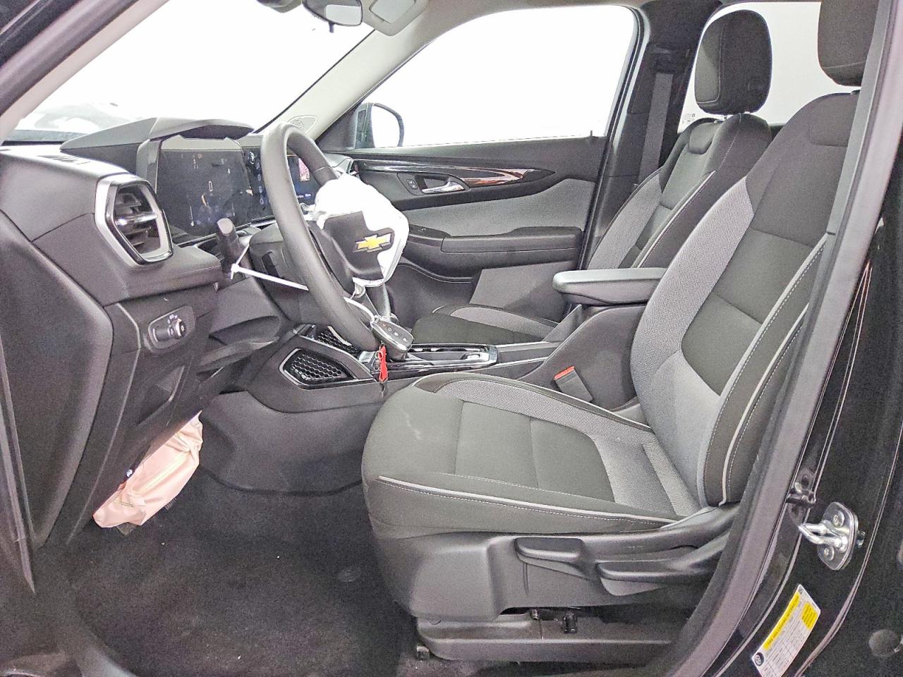 2025 CHEVROLET TRAILBLAZER LT photo 7