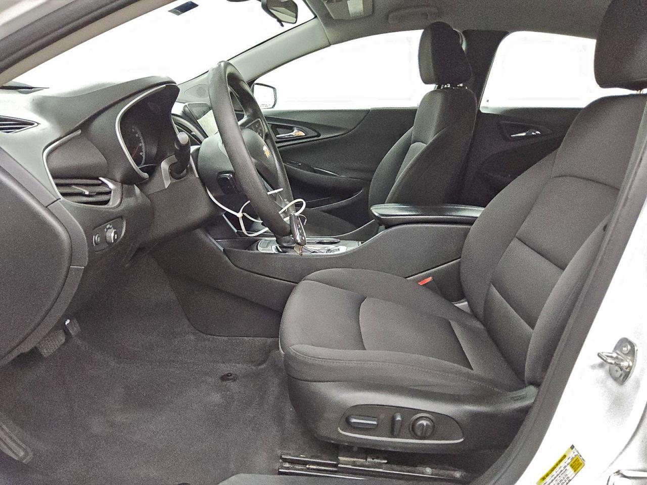 2022 CHEVROLET MALIBU LT photo 7