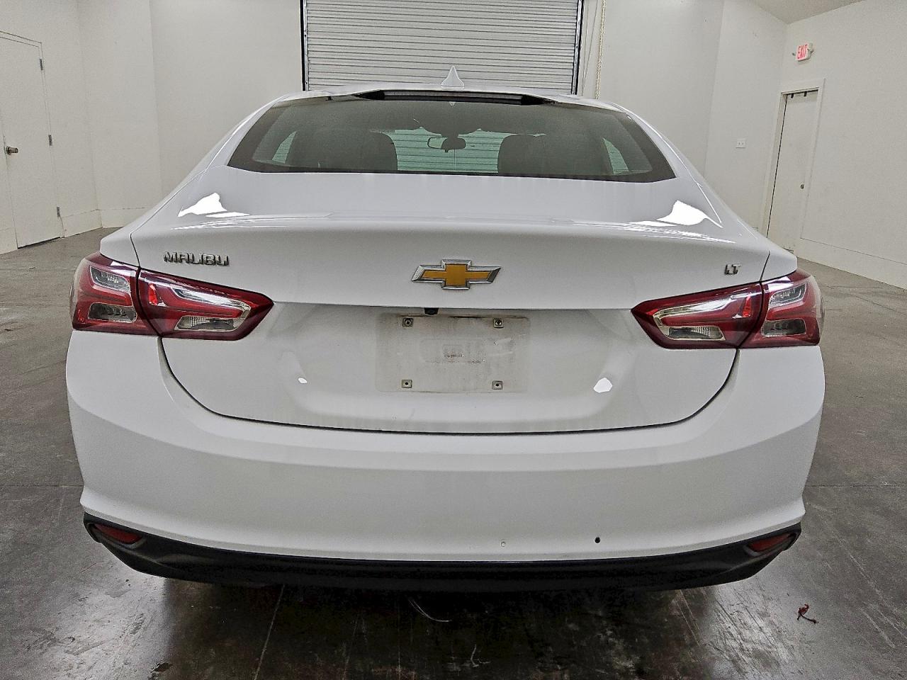 2022 CHEVROLET MALIBU LT photo 6