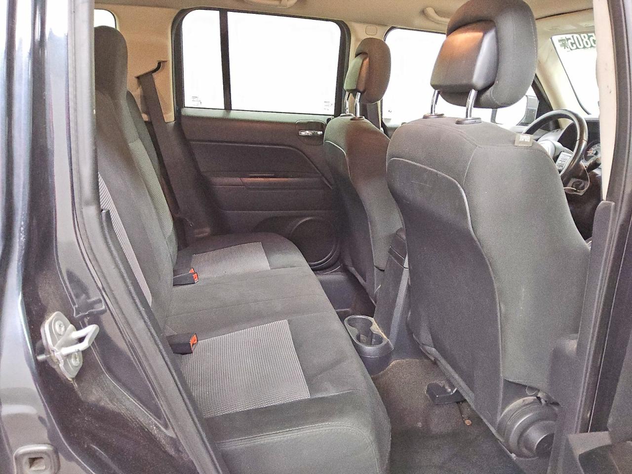 2015 JEEP PATRIOT LATITUDE photo 11