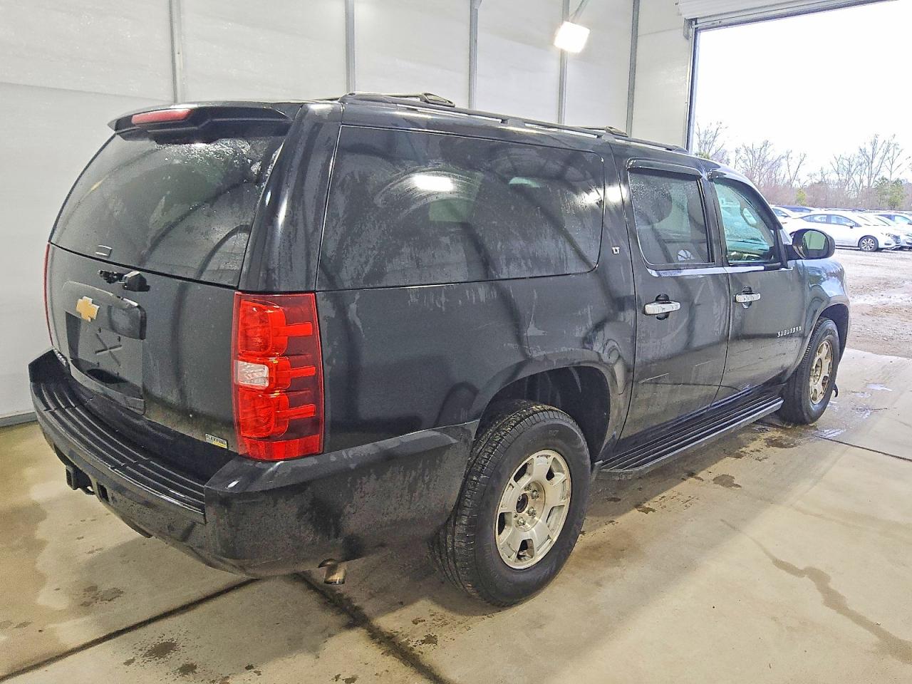 2012 CHEVROLET SUBURBAN C1500 LT photo 3