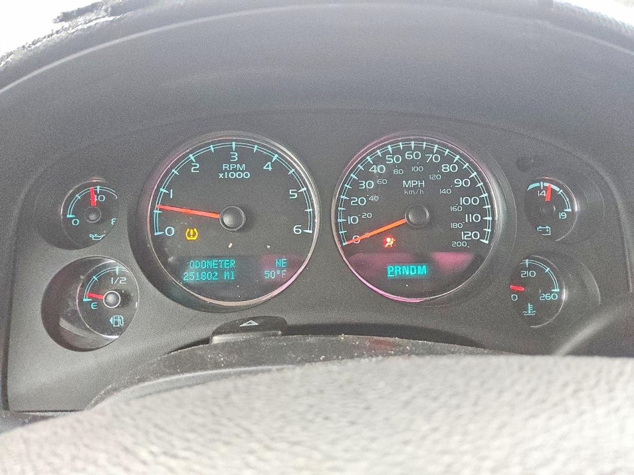 2012 CHEVROLET SUBURBAN C1500 LT photo 9