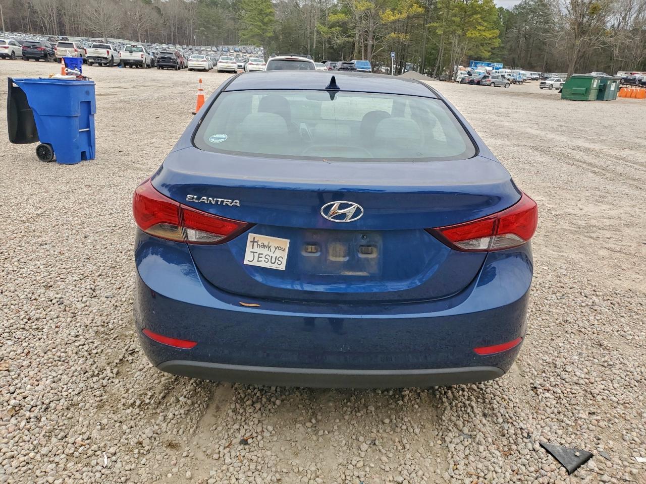 2015 HYUNDAI ELANTRA SE photo 6