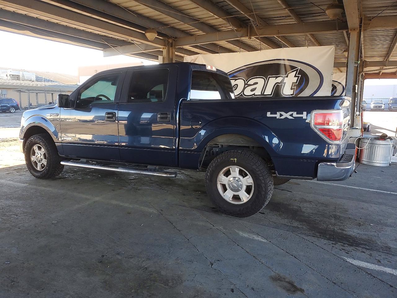 2013 FORD F150 SUPERCREW photo 2