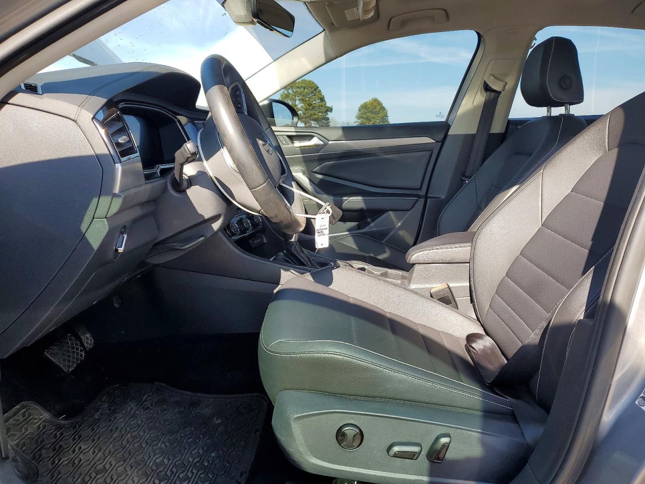 2024 VOLKSWAGEN JETTA SE photo 19