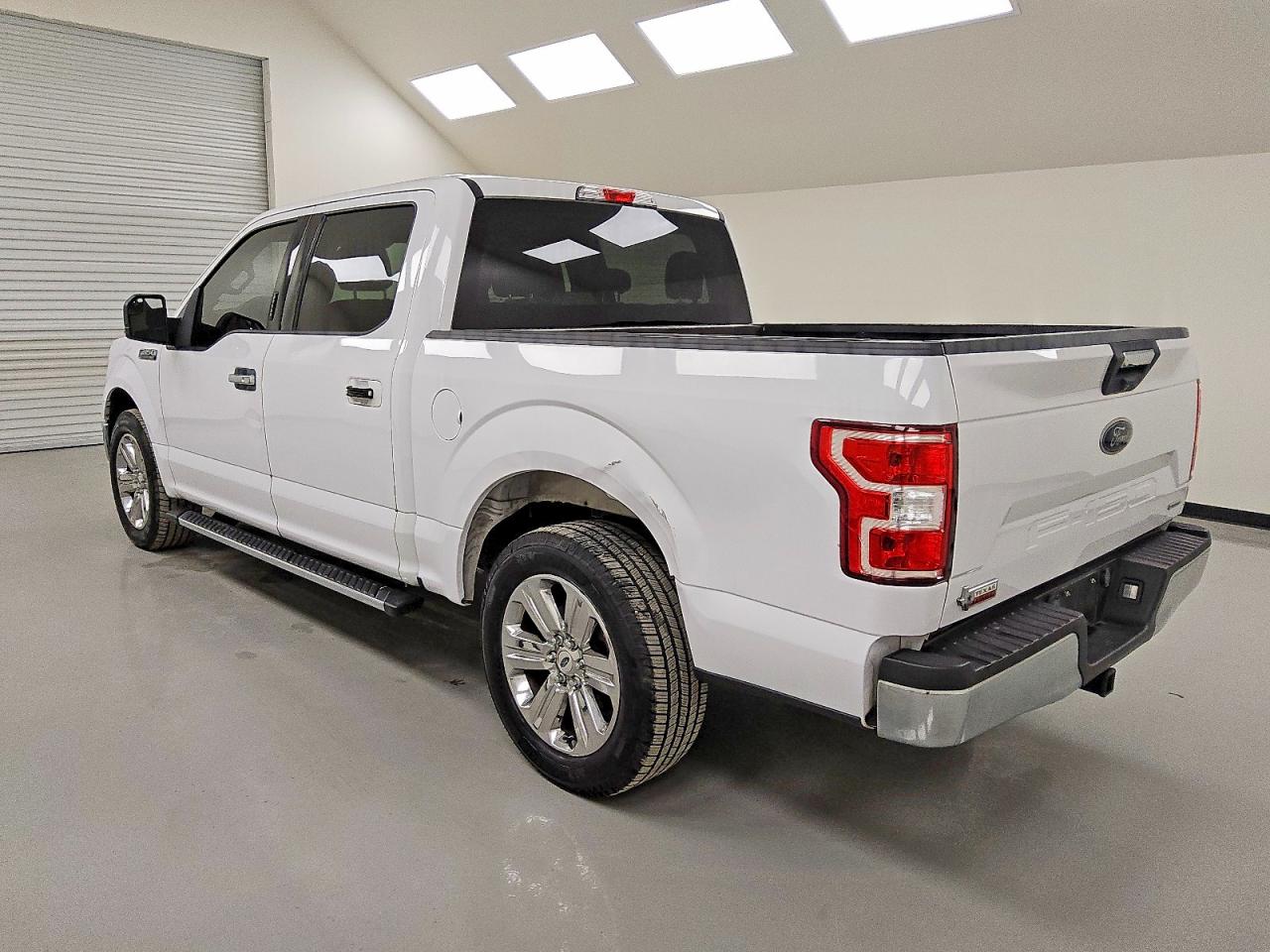 2019 FORD F150 SUPERCREW photo 2
