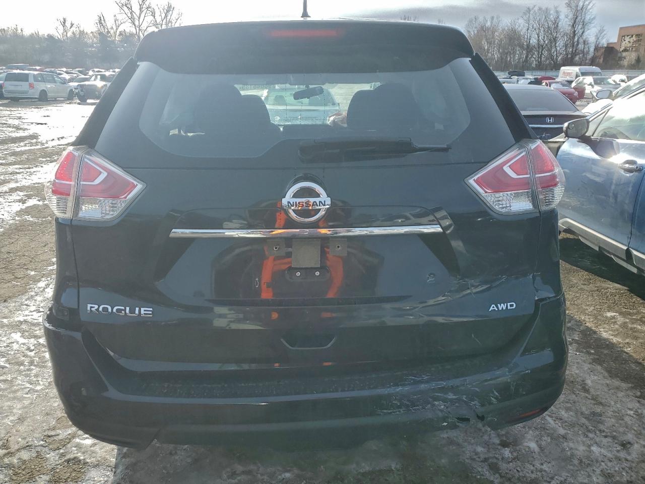 2016 NISSAN ROGUE S photo 11