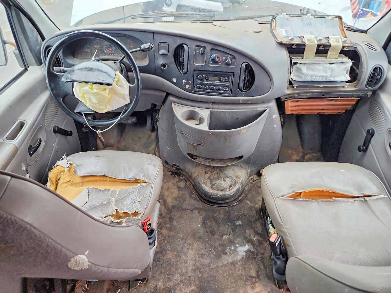 1998 FORD E250 DELIVERY VAN photo 8