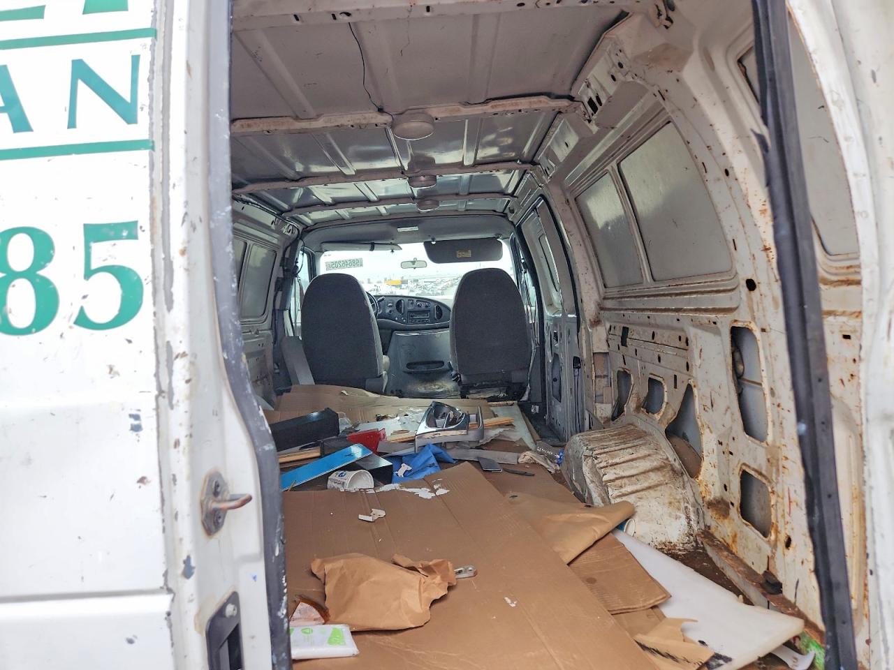 1998 FORD E250 DELIVERY VAN photo 10