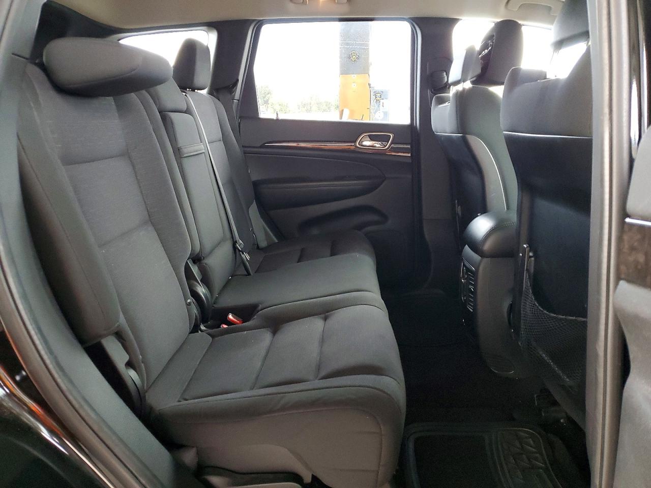 2012 JEEP GRAND CHEROKEE LAREDO photo 10