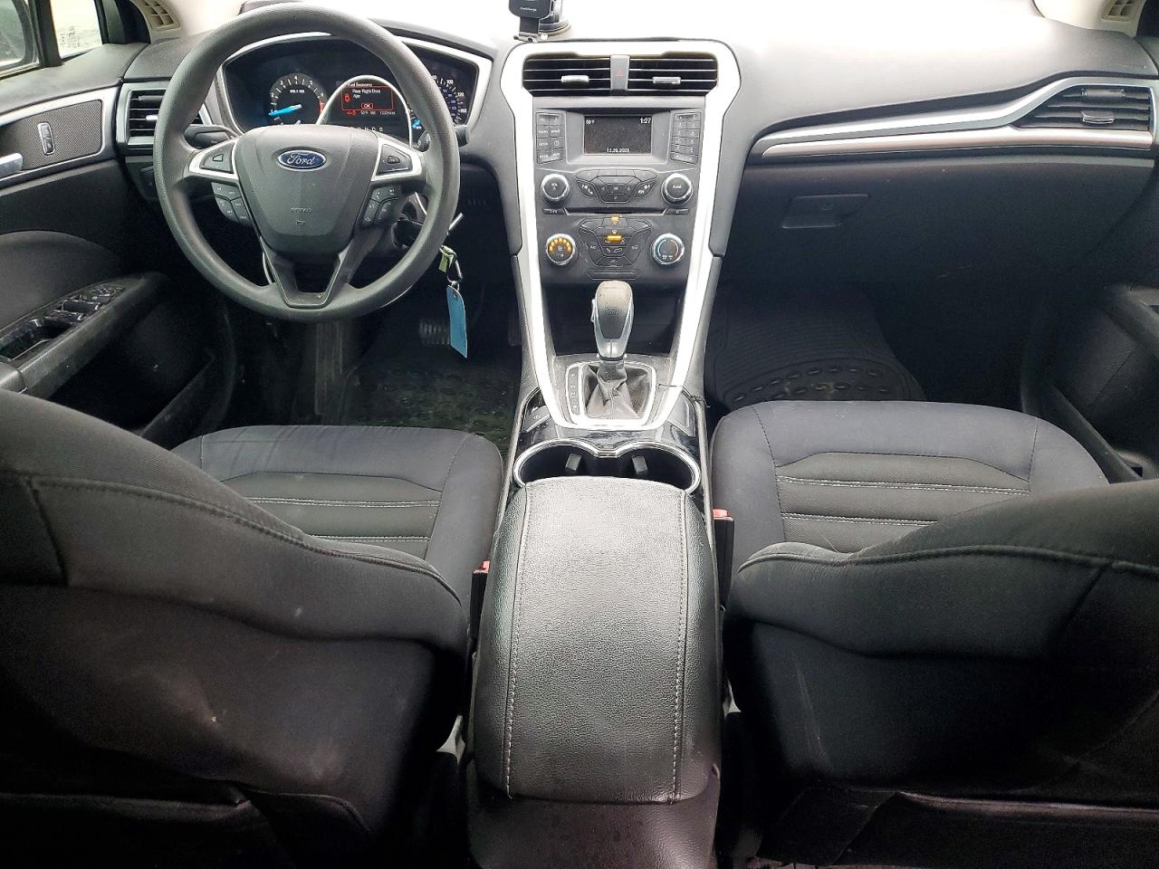 2015 FORD FUSION SE photo 8