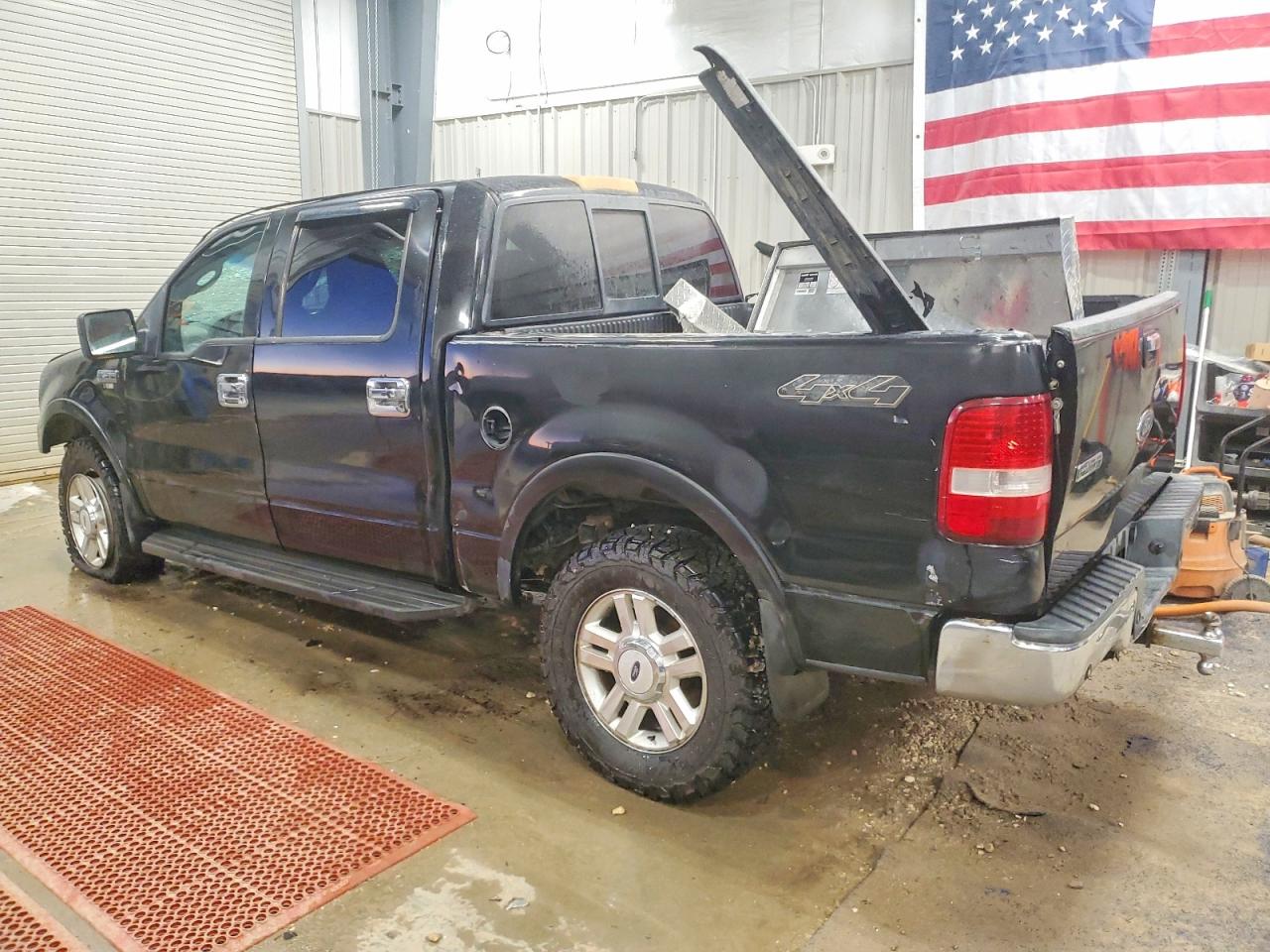 2004 FORD F150 SUPERCREW photo 2