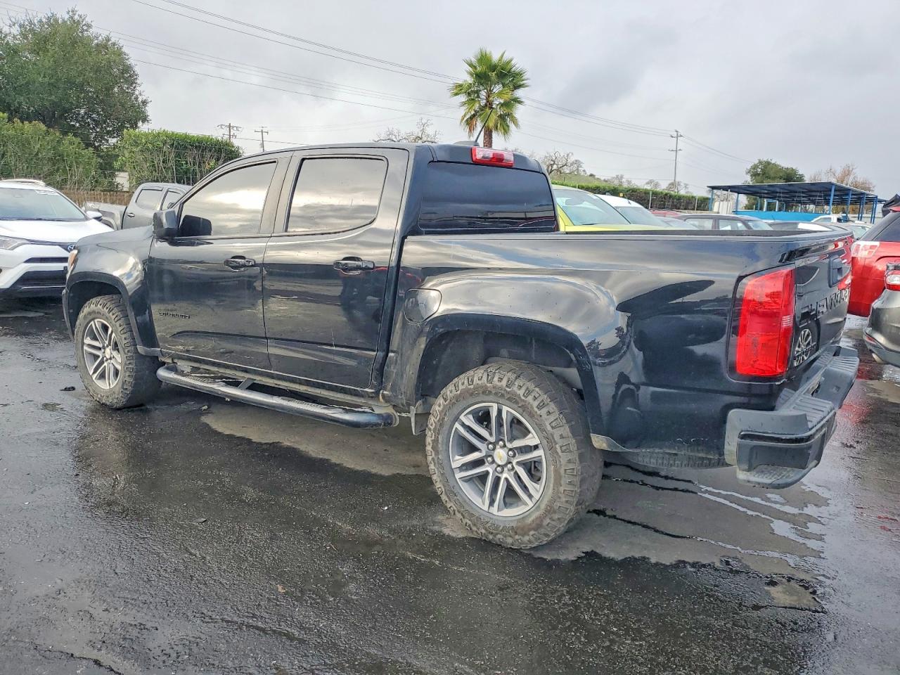 2022 CHEVROLET COLORADO photo 2