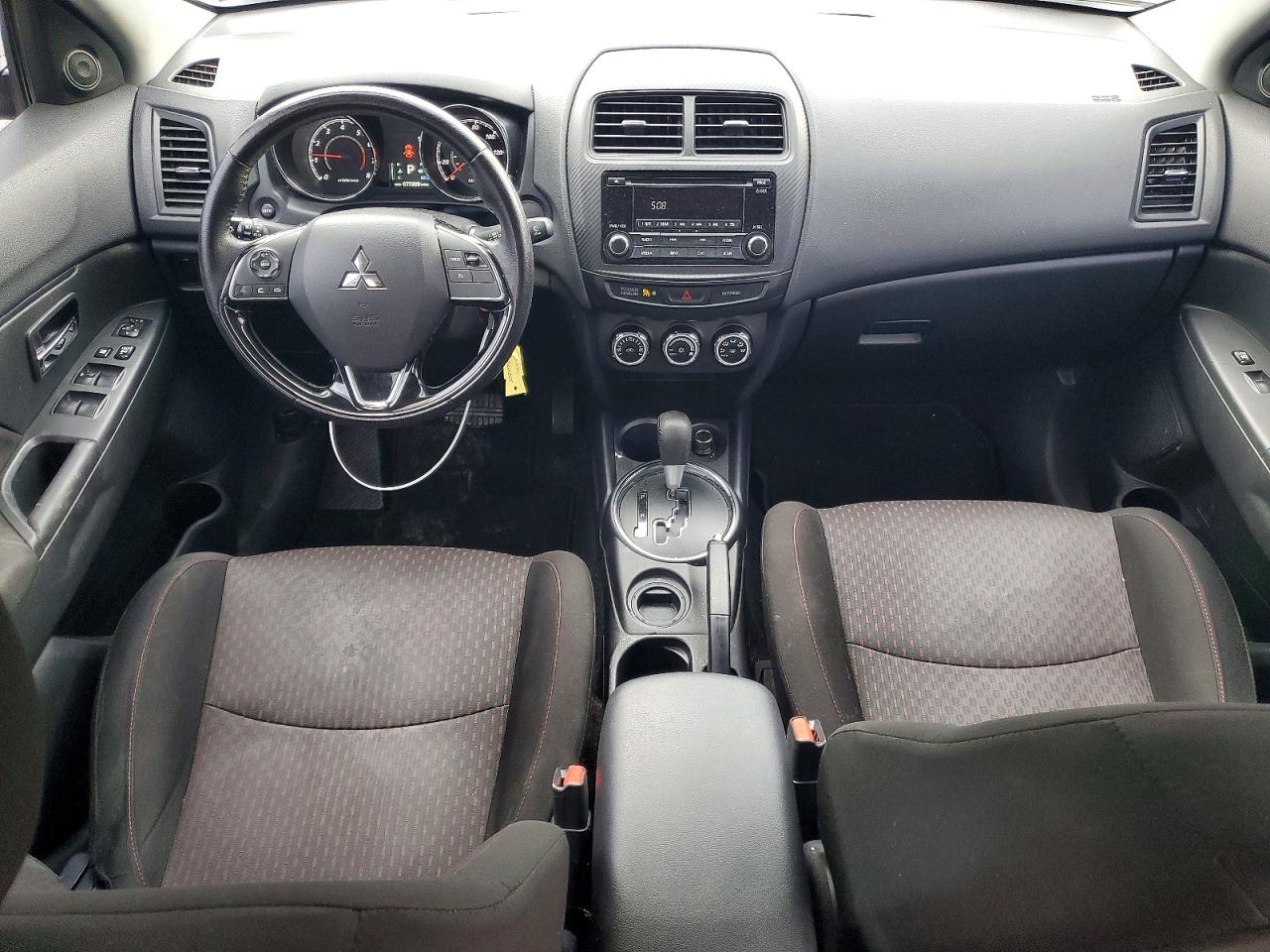 2017 MITSUBISHI OUTLANDER SPORT ES photo 8