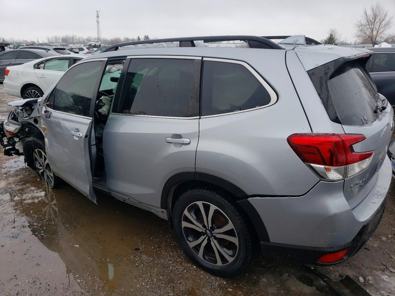 2019 SUBARU FORESTER LIMITED photo 2