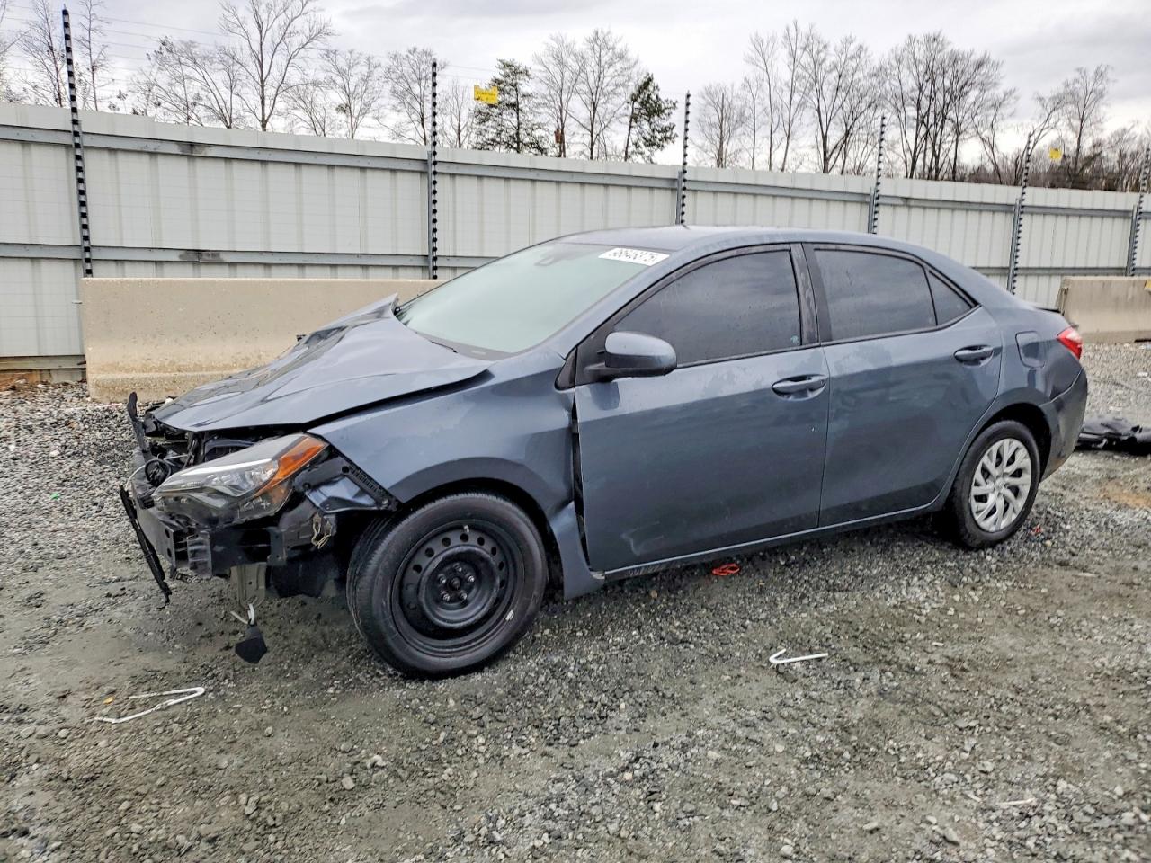 2017 TOYOTA COROLLA