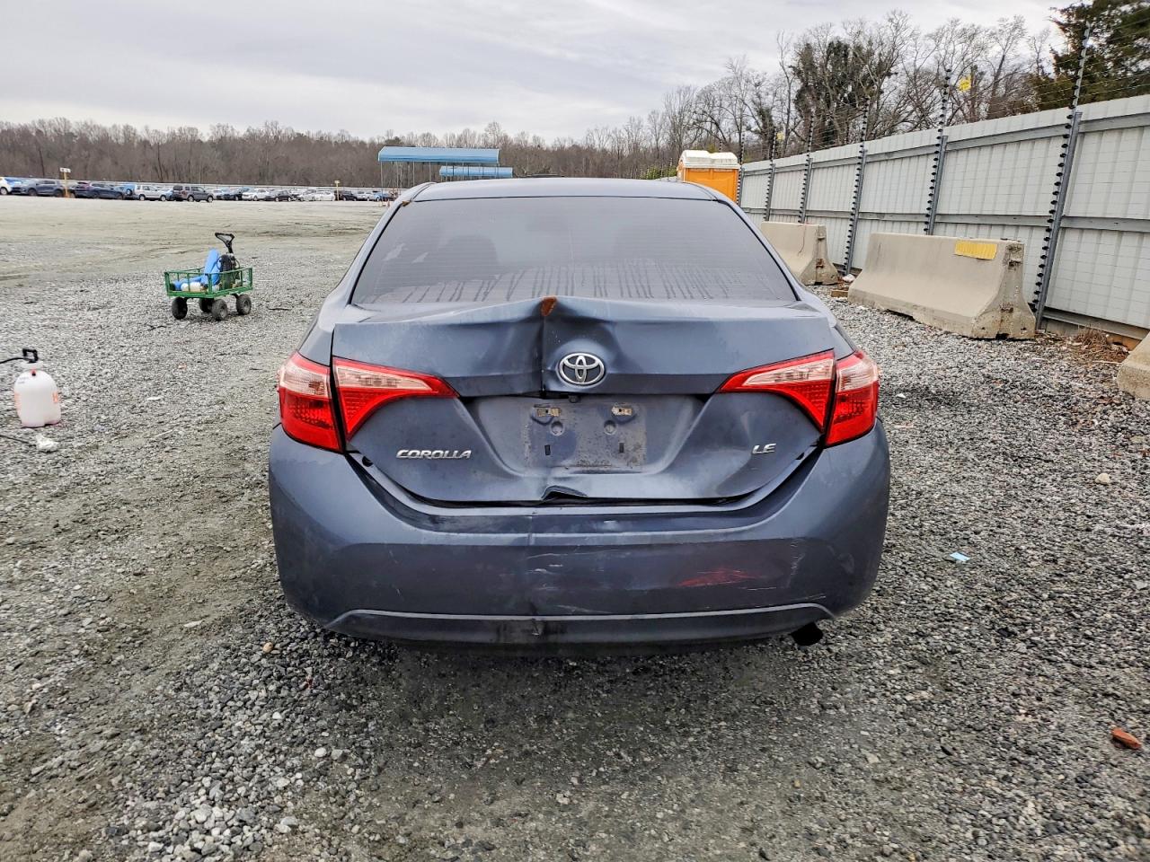 2017 TOYOTA COROLLA L photo 11