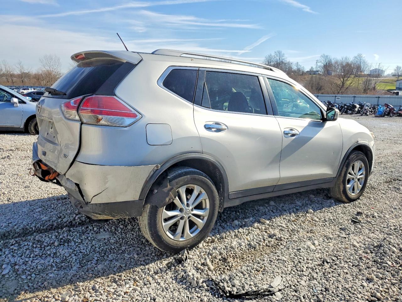 2016 NISSAN ROGUE S photo 3
