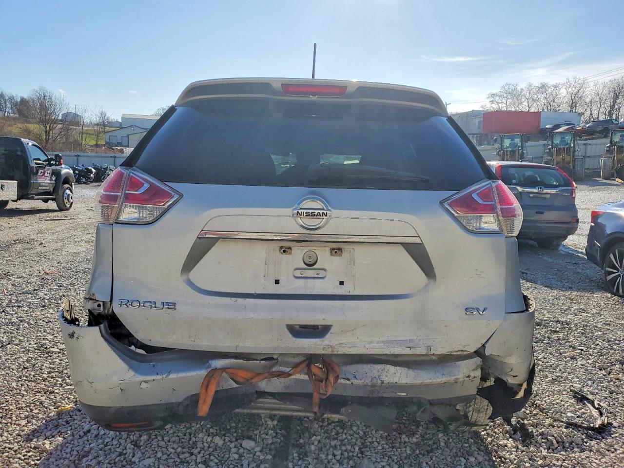 2016 NISSAN ROGUE S photo 6