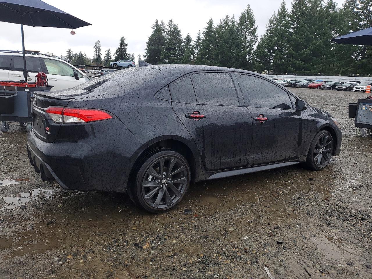 2025 TOYOTA COROLLA LE photo 3