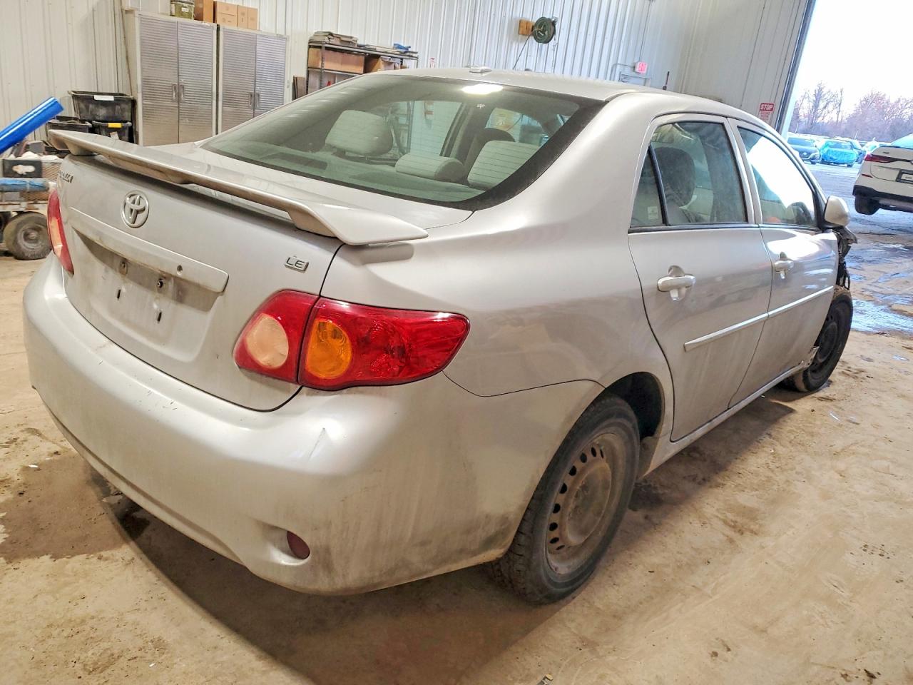 2009 TOYOTA COROLLA BASE photo 3