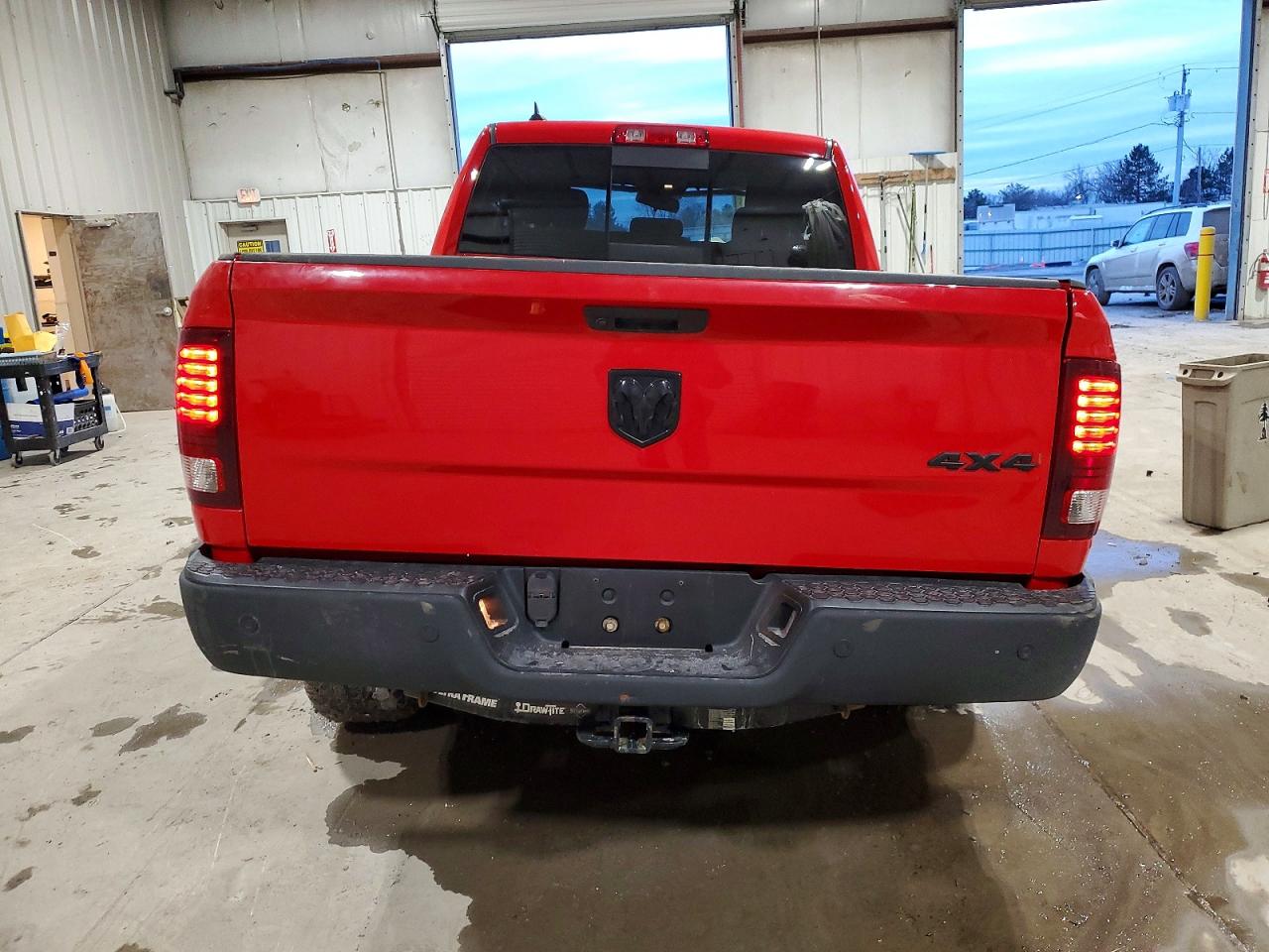 2019 RAM 1500 CLASSIC SLT photo 16