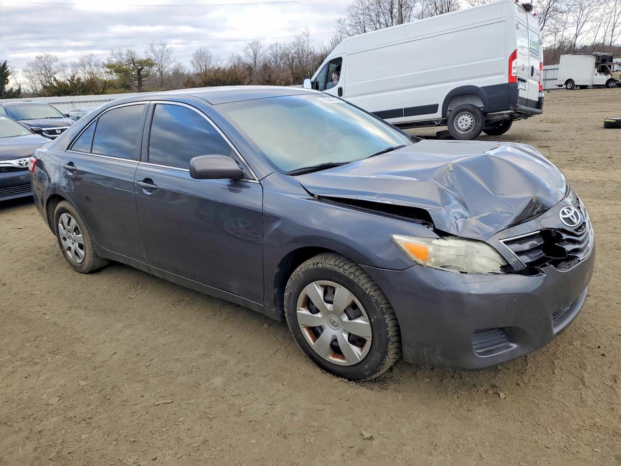2010 TOYOTA CAMRY BASE photo 4