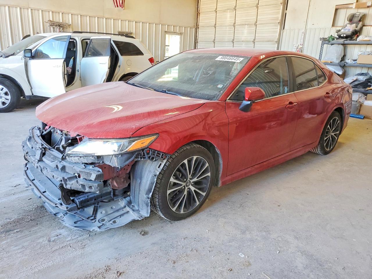 2019 TOYOTA CAMRY